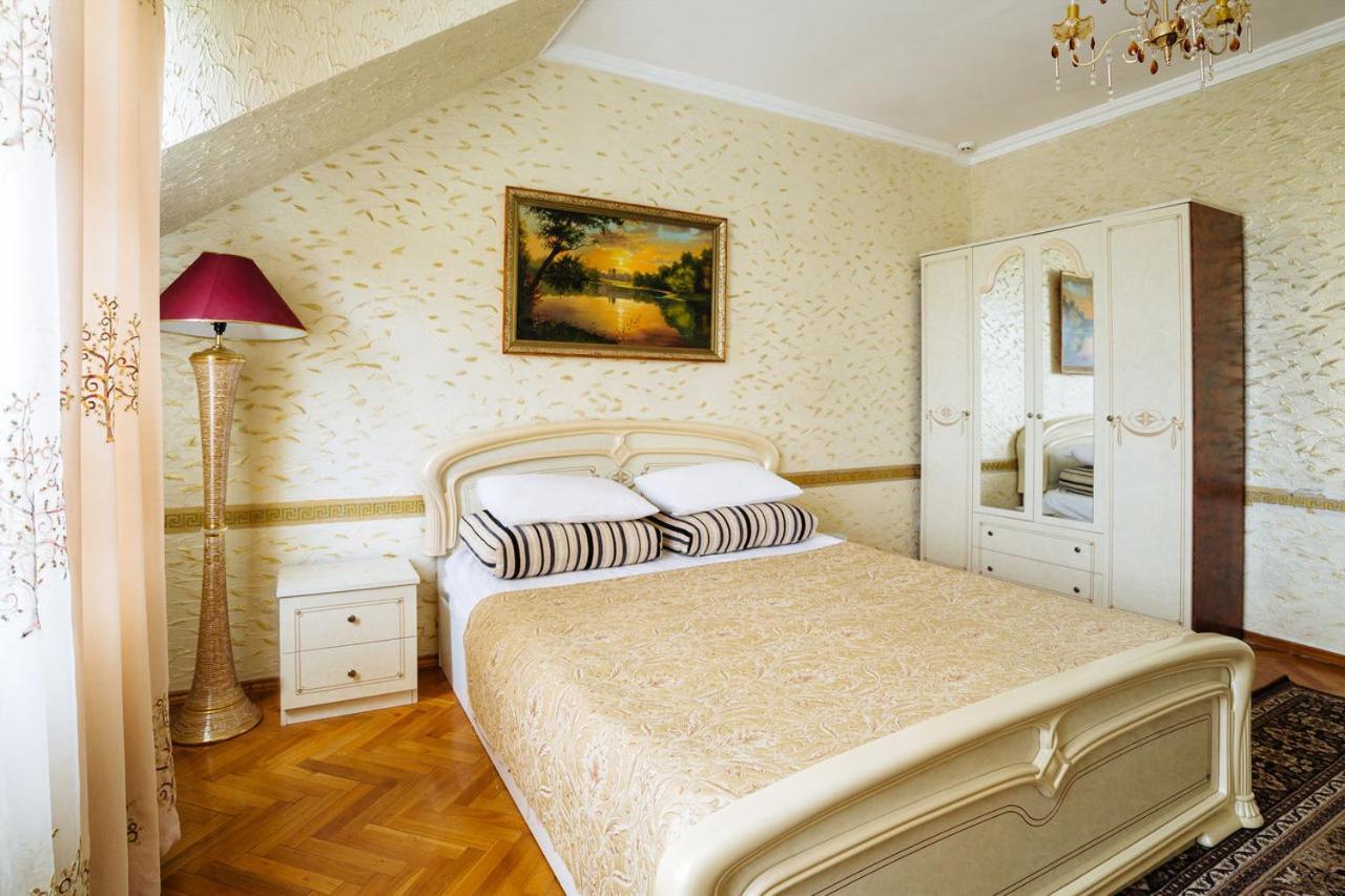 Ezio Hotel Codru Екстериор снимка